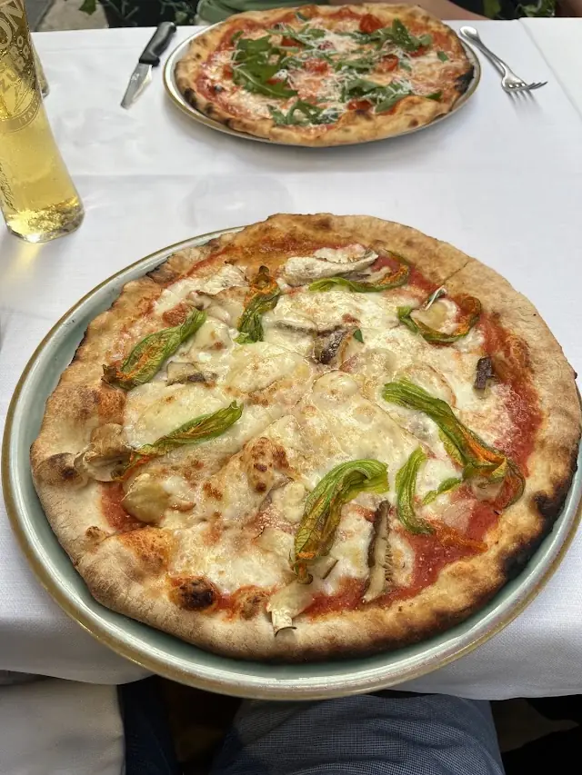 Pizzeria Enzo e Ciro — foto 3